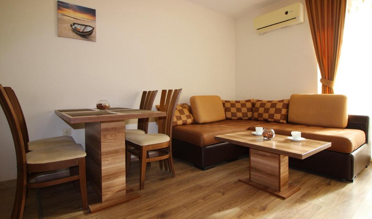 Allia Apartments Ravda Exterior foto